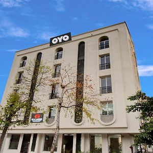 Hotel O Shiv Mahima